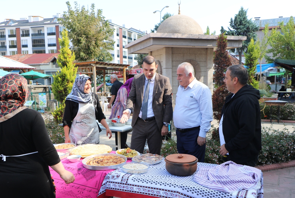 KAYMAKAMIMIZ SN. MUSTAFA DÜZGÜN “YÖRESEL ÜRÜNLER TANITIM” PROGRAMINA KATILDI.