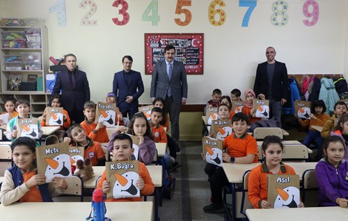 KAYMAKAMIMIZ SN. ATABERK ALTUN KARNE DAĞITIM TÖRENİNE KATILDI.